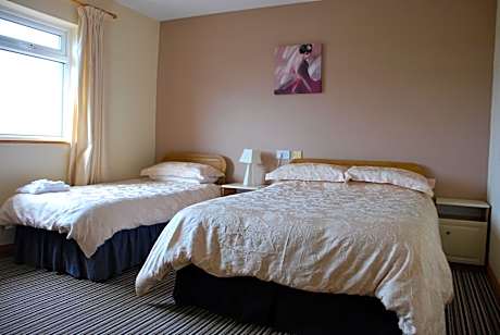Double or Twin Room with Bathroom