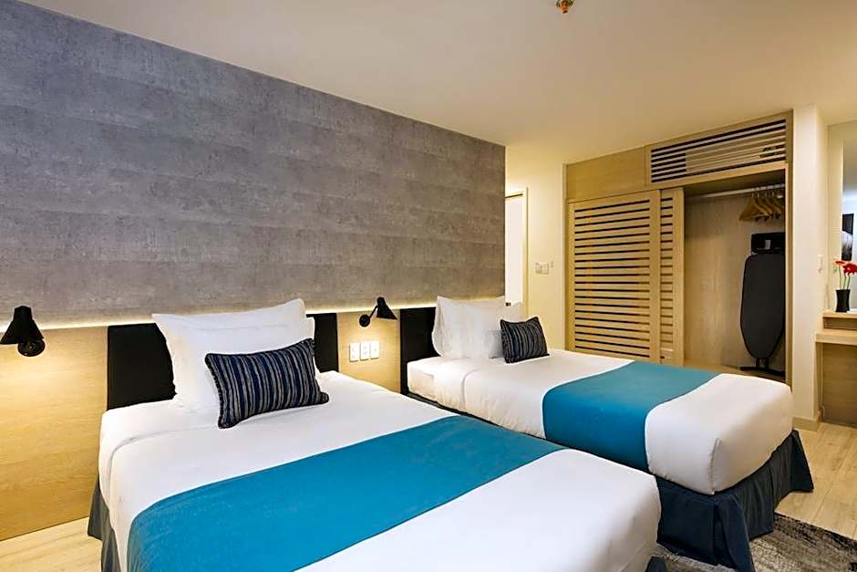 Oceanami Villas & Beach Club - by Thang Long Group