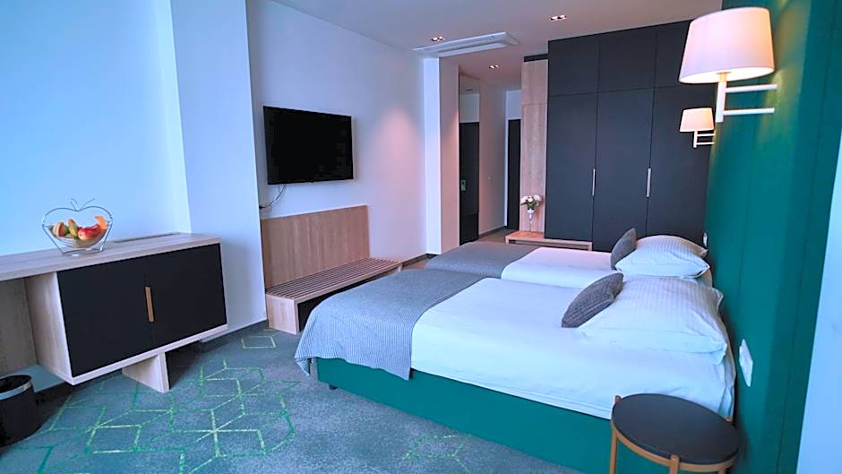 Hotel Diplomat