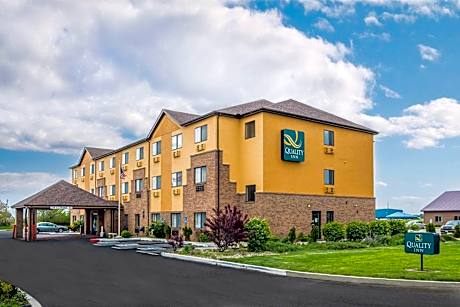 Quality Inn Peru near Starved Rock State Park