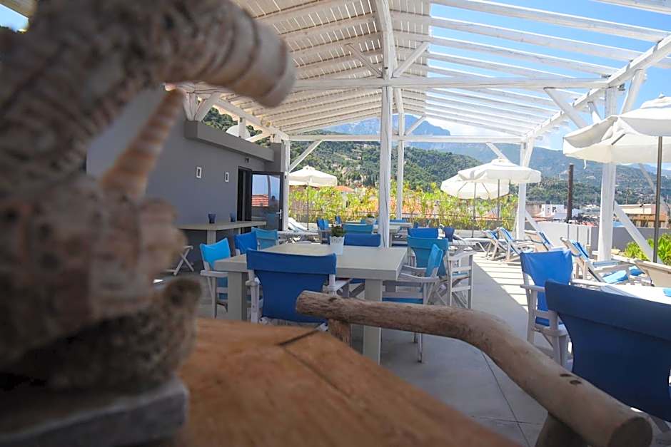 Derveni Luxury Apartments