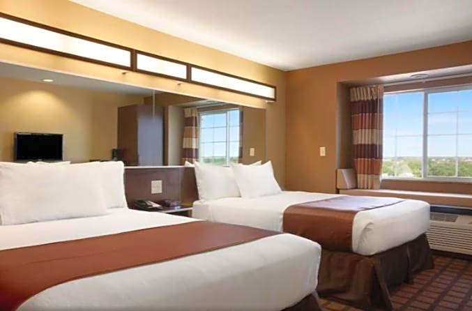 Microtel Inn & Suites Gonzales TX