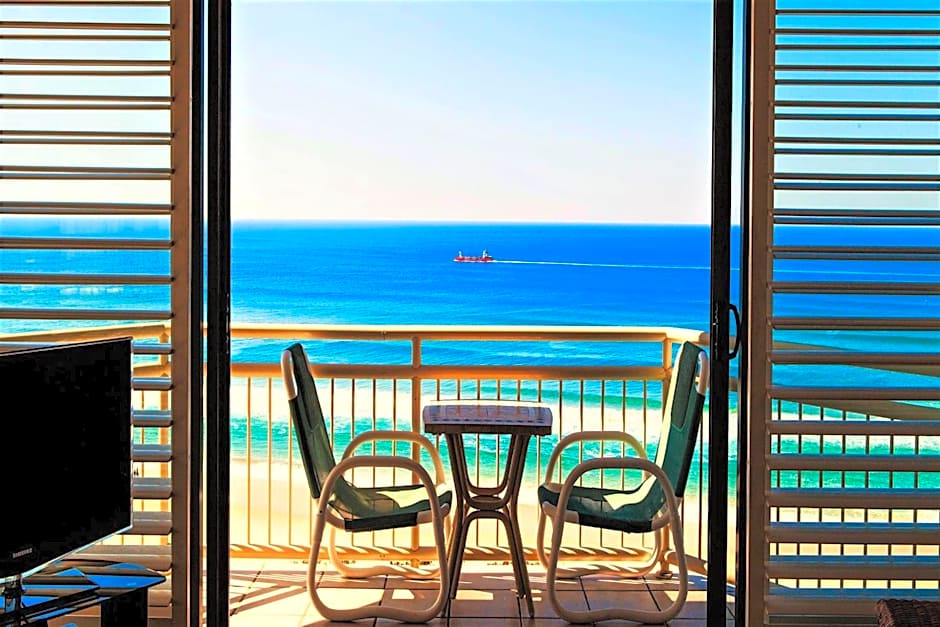 Seacrest Beachfront Apartments Gold Coast