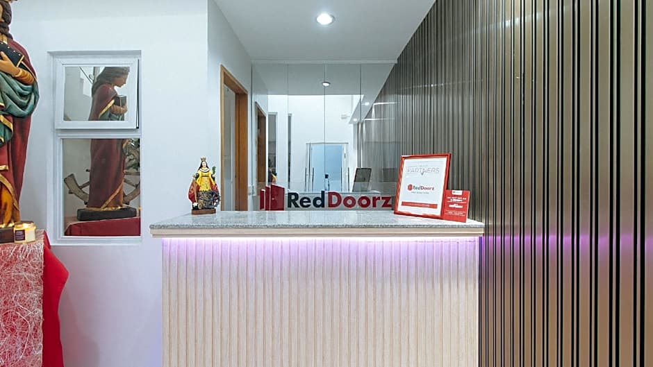 RedDoorz @ St. Catherine Residences Olongapo City