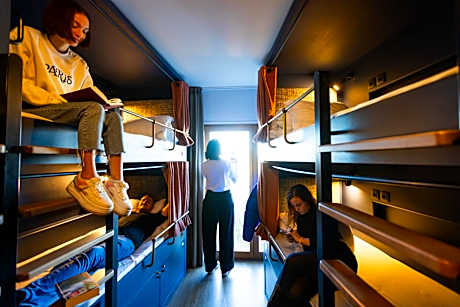 4-Bed Mixed Dormitory Room