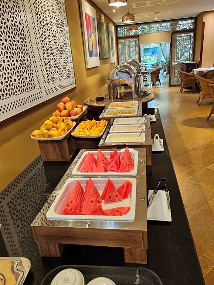 El Oumnia Puerto & Spa
