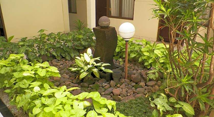 RedDoorz @ Jalan Sriwijaya Semarang