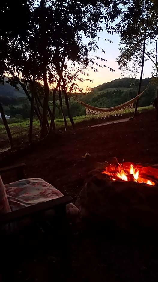 Pousada Jardim Encantado - Suítes em Container na cidade do Cristo Protetor - Encantado RS