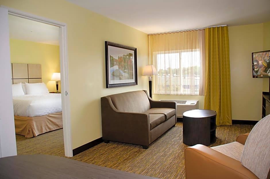 Candlewood Suites Lancaster West