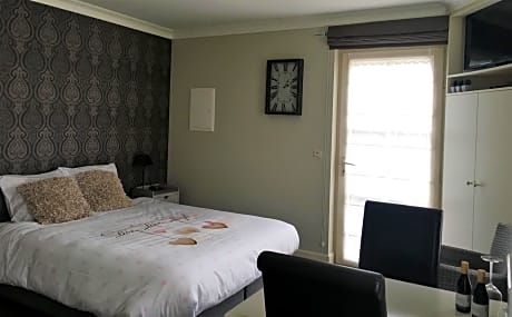 Double Room with Terrace
