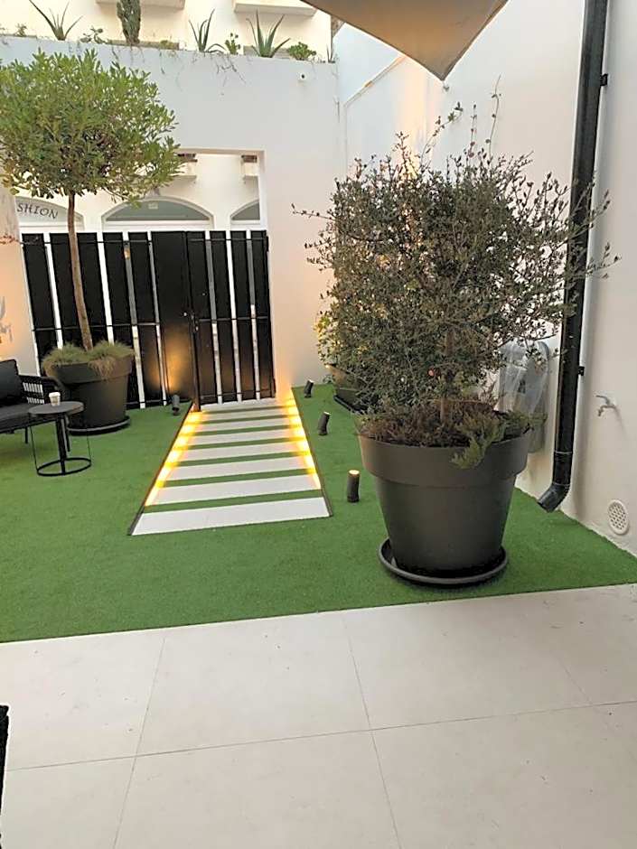 Aparthotel El Cargol