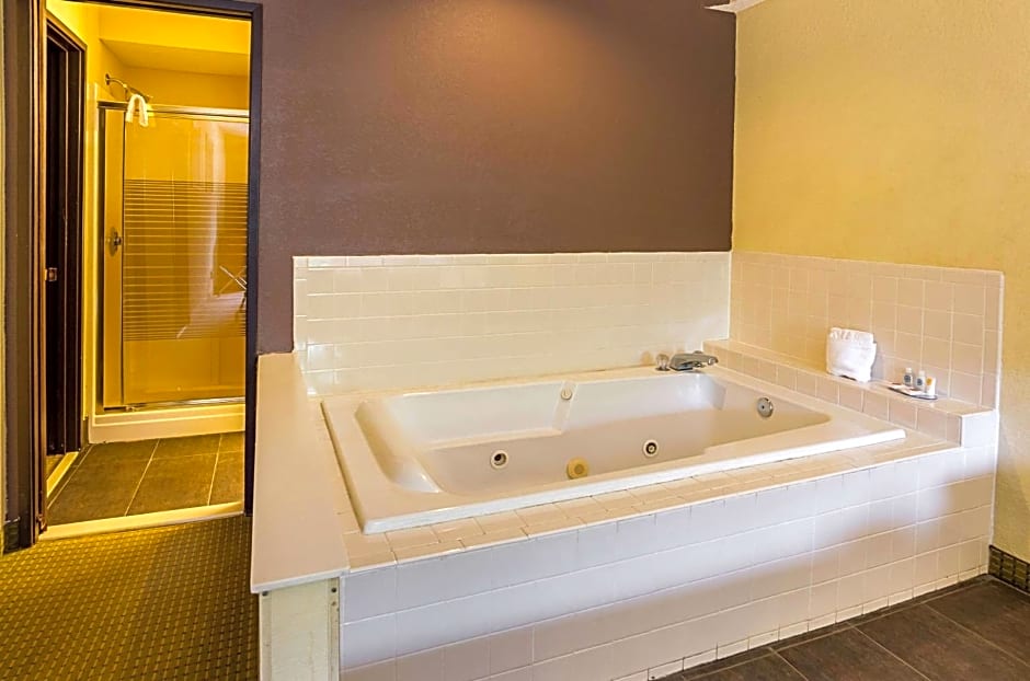 Quality Suites Altavista – Lynchburg South