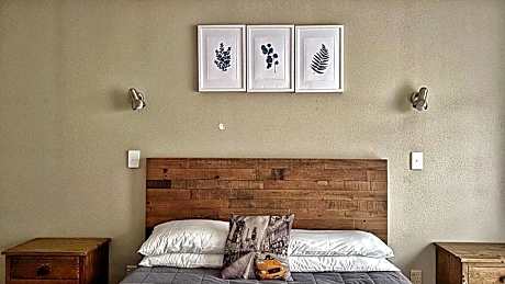 Executive One-Bedroom Suite with Hot Tub