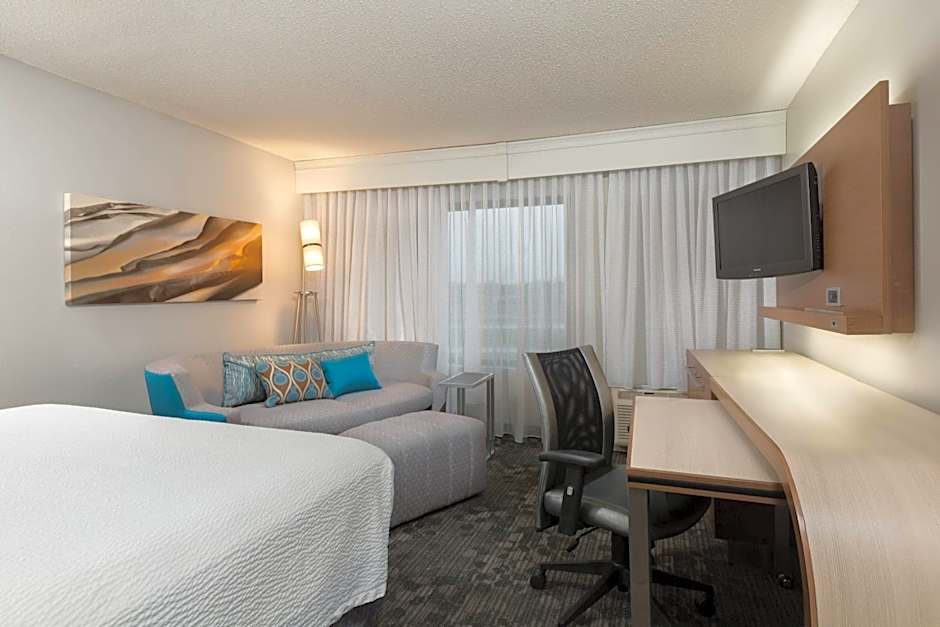 Courtyard by Marriott Dallas Mesquite
