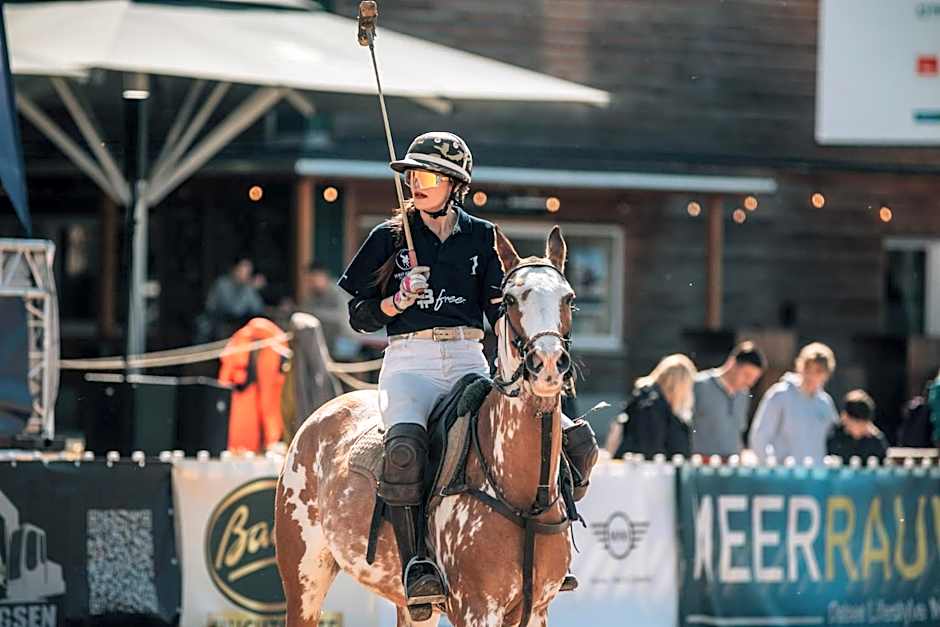 Runas Air Muc Park Sleep & Fly