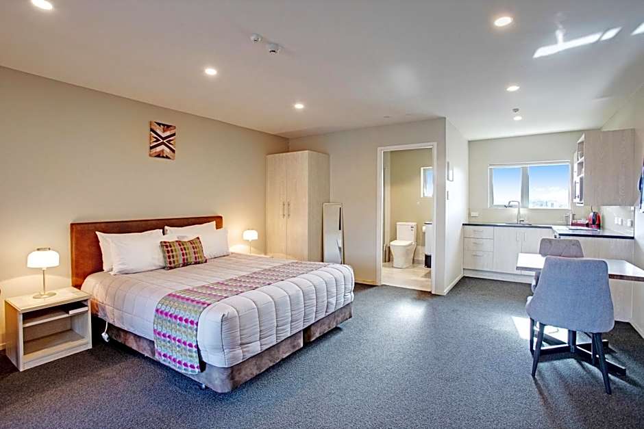 Ellerslie Palms Motel