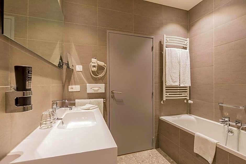 Leonardo Hotel Antwerp the Plaza
