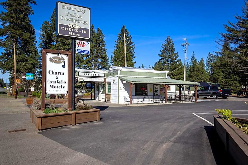 Green Gables Motel & Suites