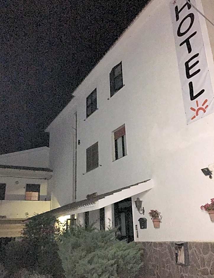 Albergo Ristorante Bar Pizzeria La Lanterna