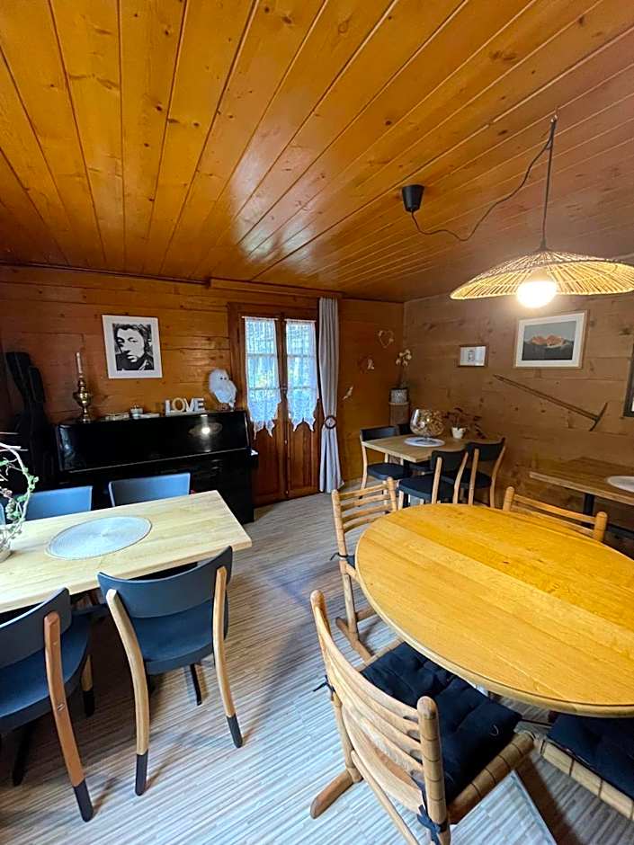 Auberge Restaurant les Aiguilles Rouges