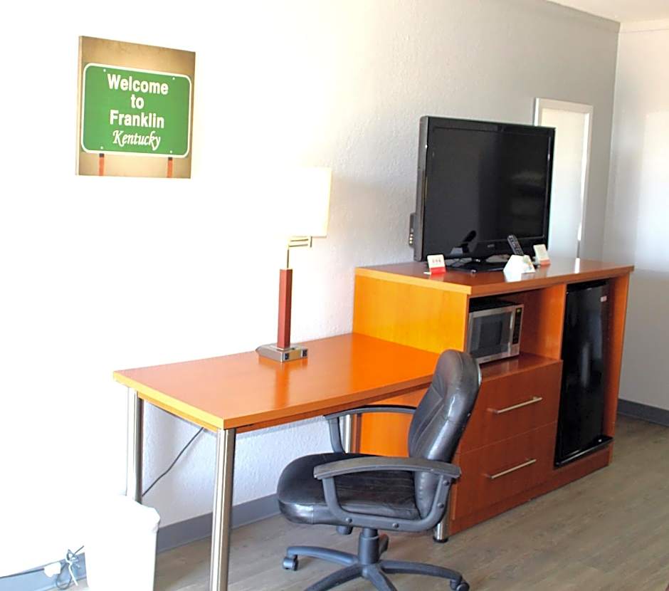 Econo Lodge Franklin South