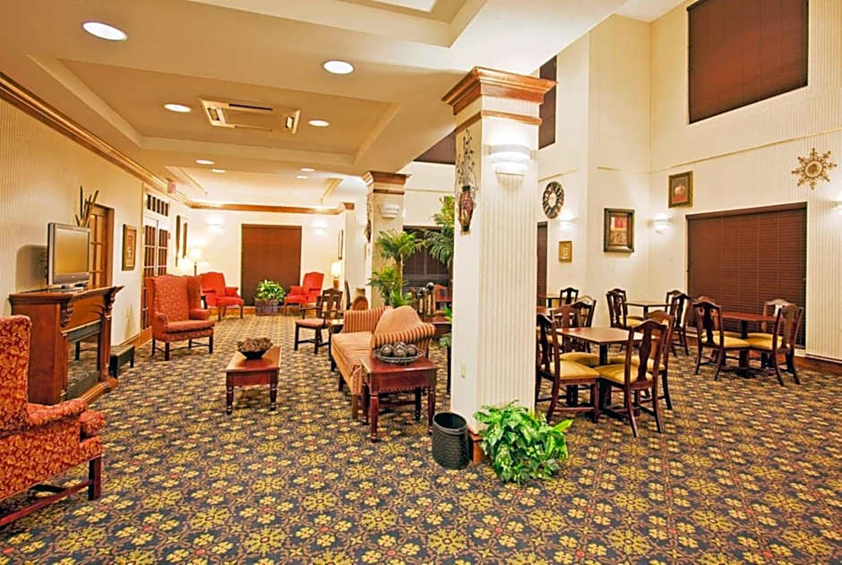 Holiday Inn Express Hotel & Suites Lucedale By IHG