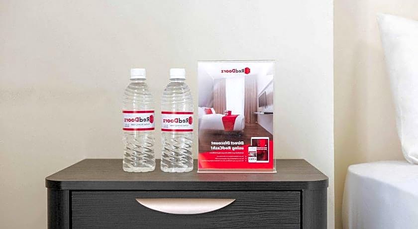 RedDoorz near Lampung Walk 2