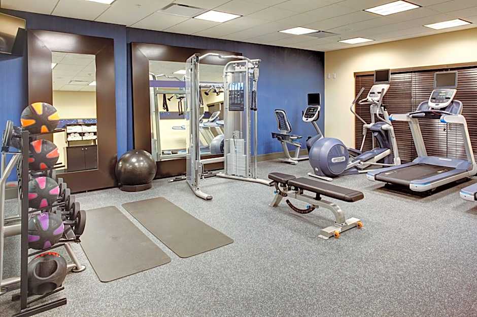 Hampton Inn By Hilton And Suites Columbus