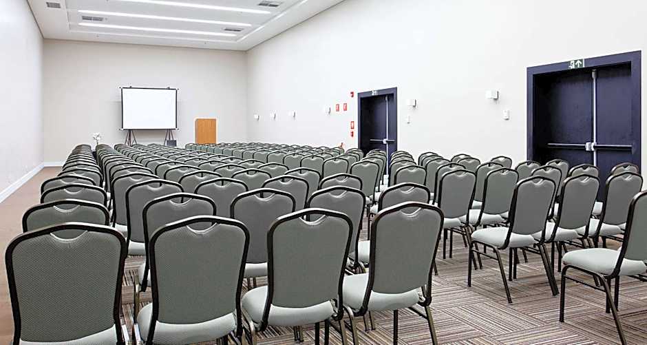 Golden Tulip Sao Jose Dos Campos