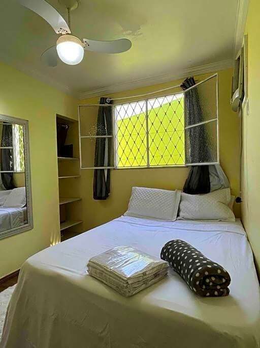 Casa espaçosa com piscina!