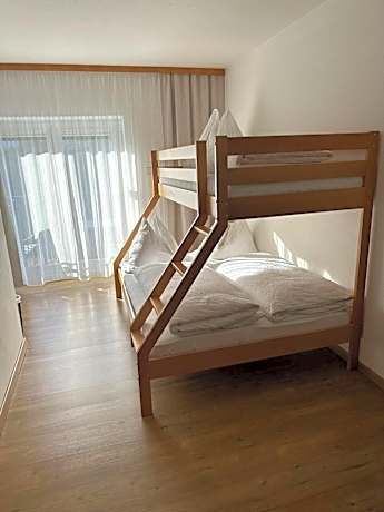 Comfort Triple Room with Shower