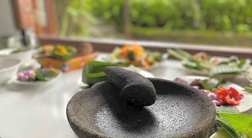 Lesong Hotel and Restaurant