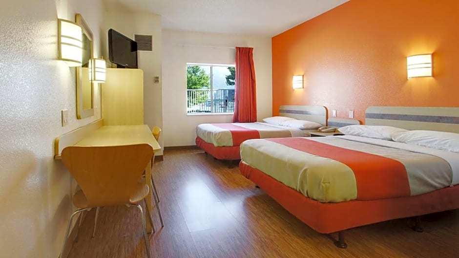 Motel 6 Lehi, UT - Thanksgiving Point