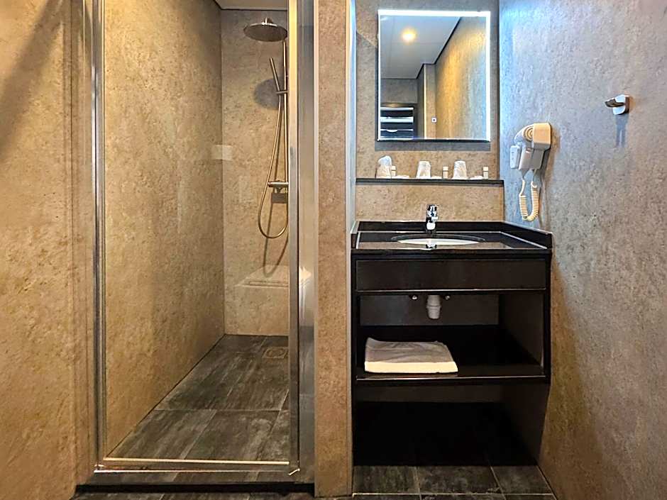 Atlas Village Brielle