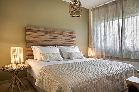 Suite with Pool View