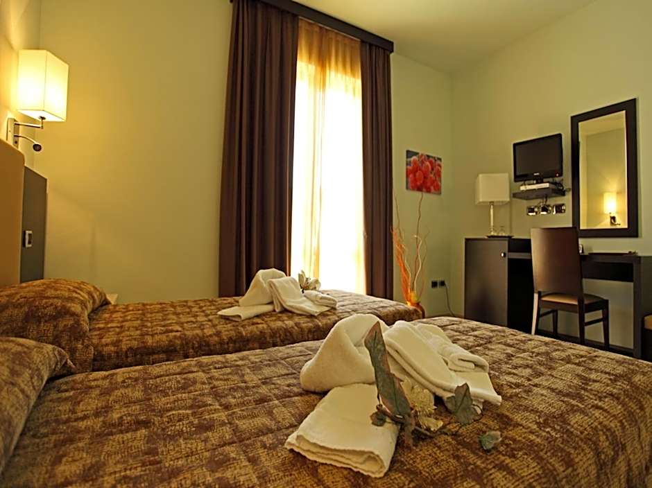 Euro Hotel
