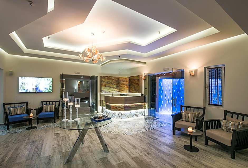 Omiros Boutique Hotel (Adults Only)