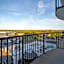 Orangewood Inn & Suites Kansas City Airport