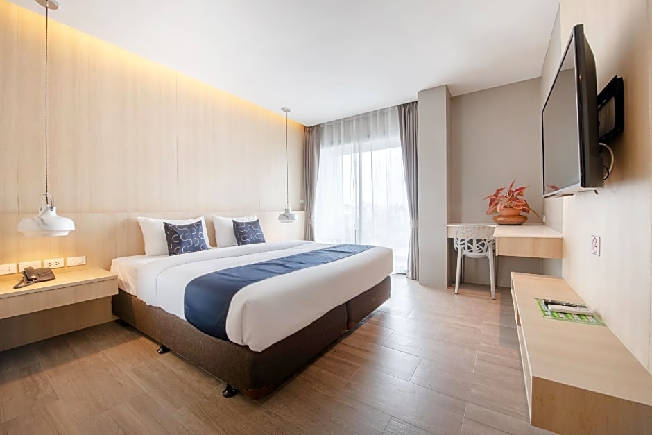 Blooming Hill Boutique Suites