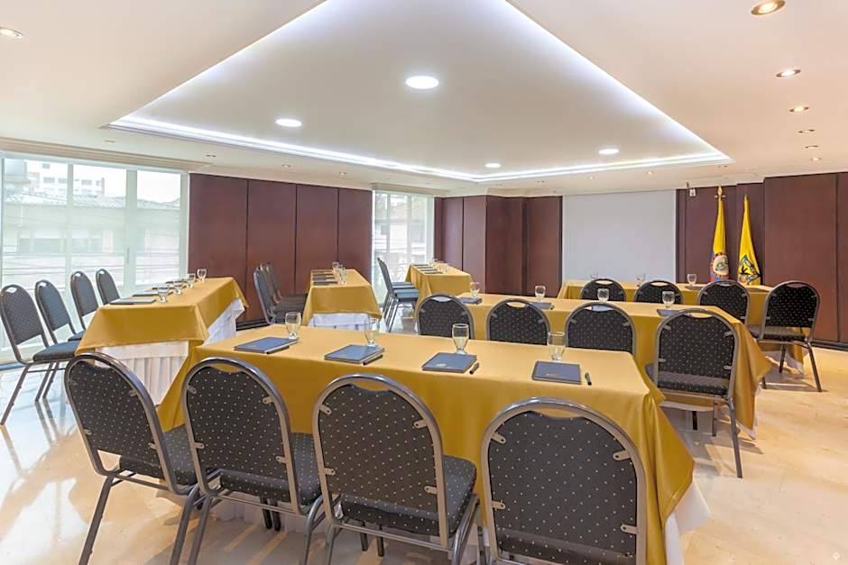 Hotel Embassy Park
