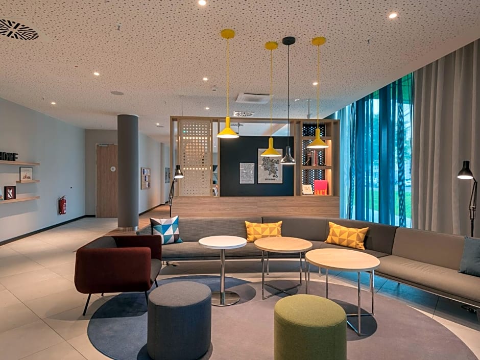 Holiday Inn Express Dusseldorf- Hauptbahnhof By IHG