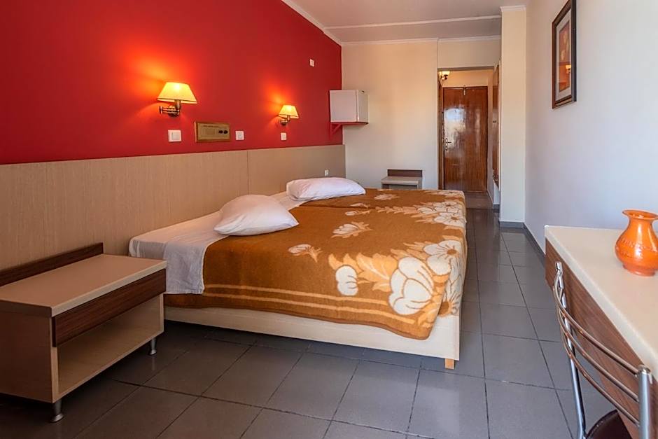 Dimitris Paritsa Hotel