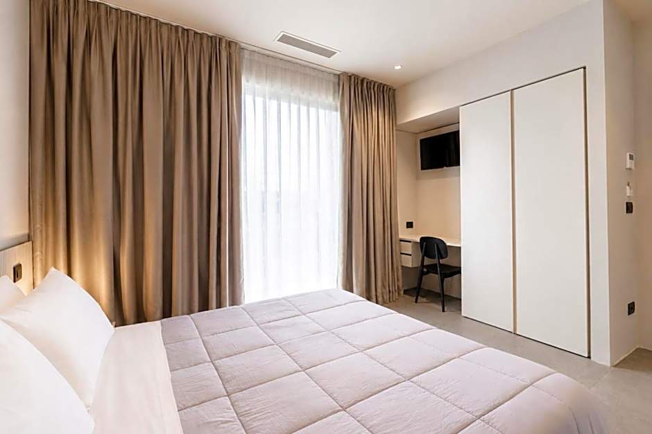 Amare Suite & Apartments