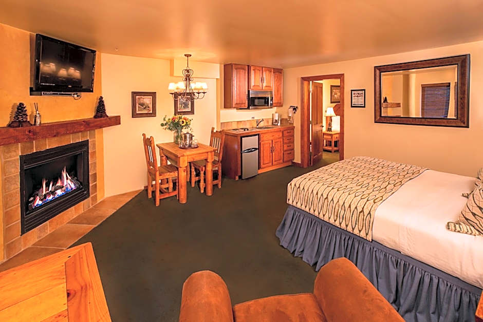 Alpine Village Suites