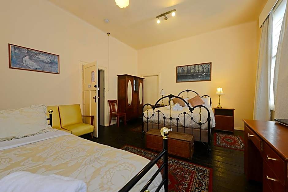 Edinburgh Gallery Bed & Breakfast