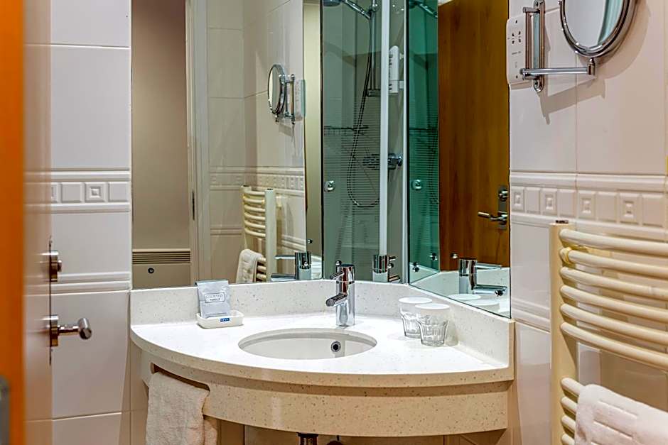 High Range Lodge Hotel