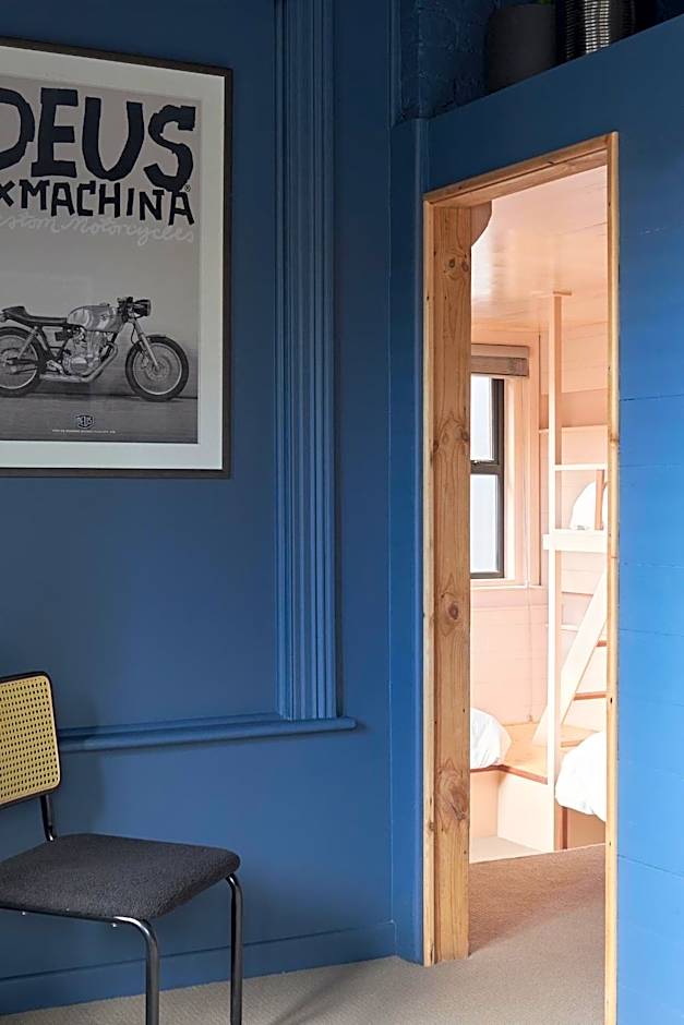 Deus Ex Machina Hotel