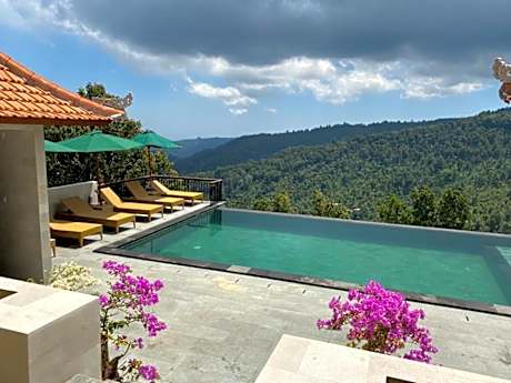Munduk Sari Garden Villa