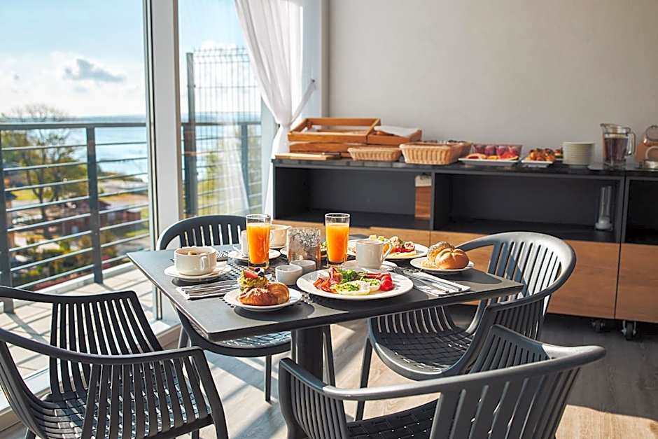 Molo Park Aparthotel