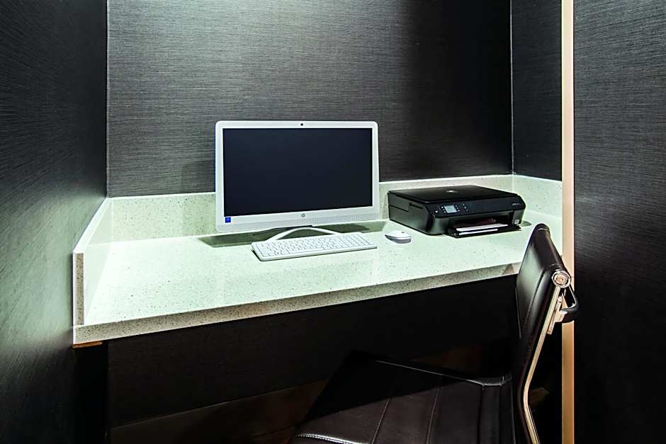 La Quinta Inn & Suites by Wyndham Owasso